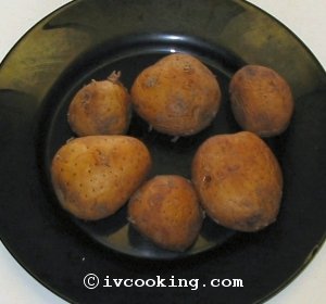 boiledpotatoes_small.jpg