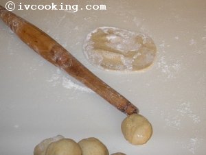 chapati_rolling.jpg